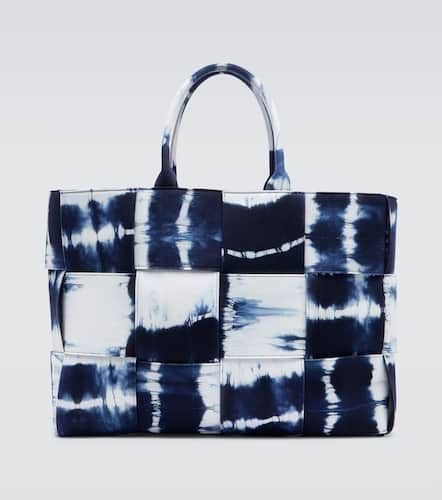 East-West Arco Large tie-dye tote bag - Bottega Veneta - Modalova