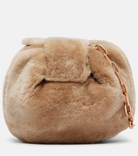 Demi Small shearling clutch - Gabriela Hearst - Modalova