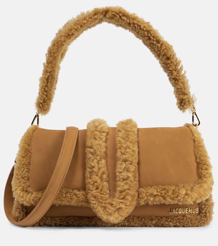 Le Bambimou Doux shearling-trimmed leather shoulder bag - Jacquemus - Modalova