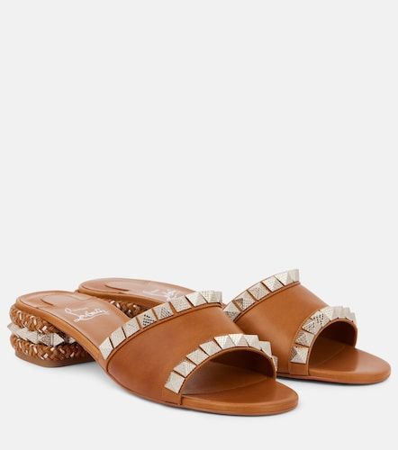 Pyramule 30 spiked leather mules - Christian Louboutin - Modalova
