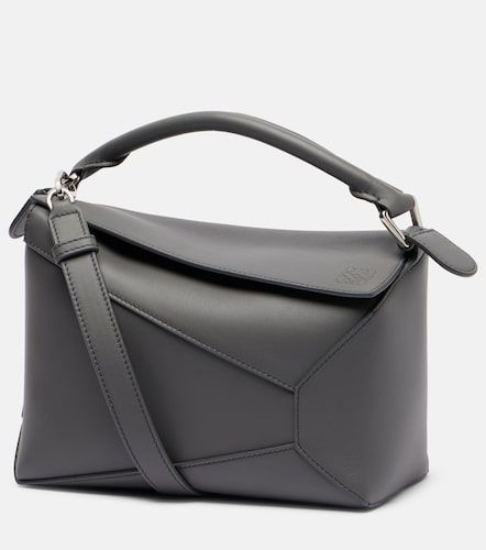 Puzzle Edge Small leather top-handle bag - Loewe - Modalova