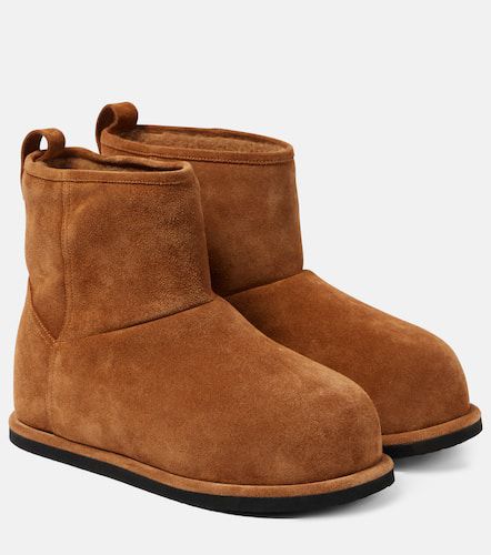 Heidi shearling-lined suede ankle boots - Amina Muaddi - Modalova