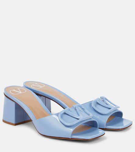 VLogo Signature patent leather mules - Valentino Garavani - Modalova