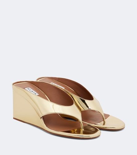 Alaïa Sandali infradito Cube con zeppa - Alaia - Modalova