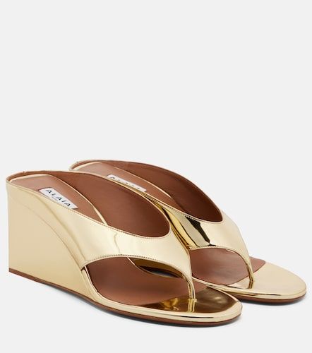 Cube metallic wedge thong sandals - Alaia - Modalova