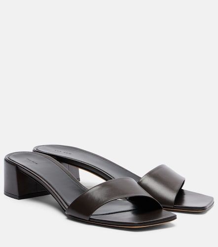 The Row Chocolate leather mules - The Row - Modalova