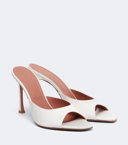 Amina Muaddi Alexa satin mules - Amina Muaddi - Modalova