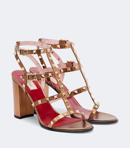 Rockstud metallic leather sandals - Valentino Garavani - Modalova