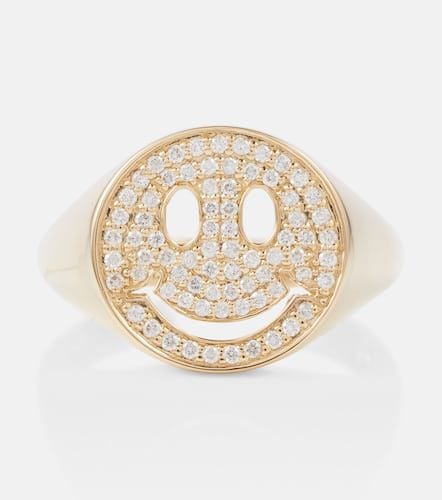 Happy Face 14kt yellow signet ring with diamonds - Sydney Evan - Modalova