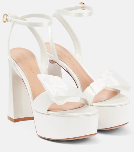 Bow-trimmed satin platform sandals - Gianvito Rossi - Modalova