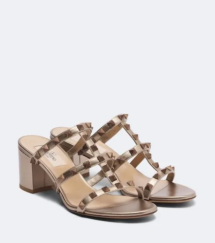Sandali Rockstud in pelle metallizzata - Valentino Garavani - Modalova