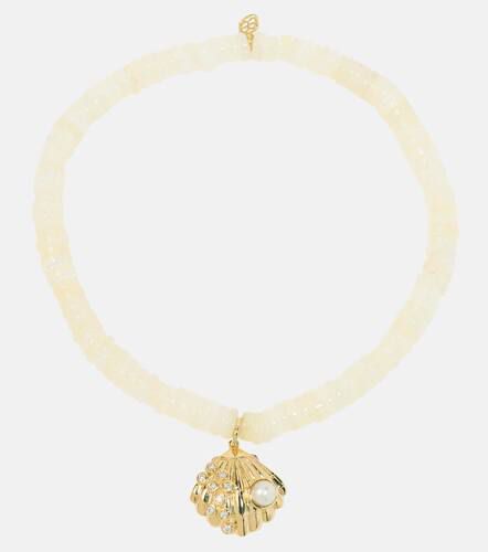 Brazalete Clam Shell de oro de 14 ct con diamantes y perla - Sydney Evan - Modalova