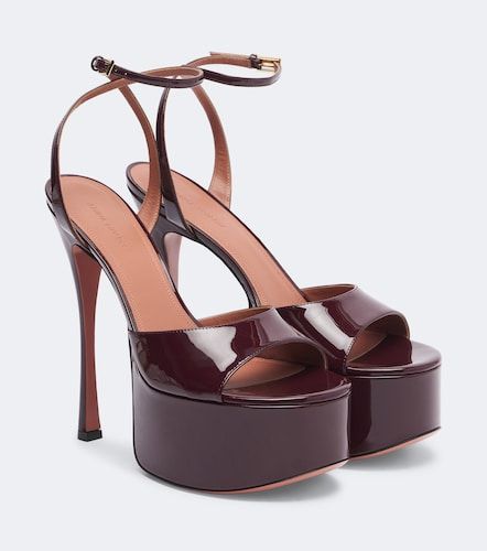Sandalias con plataforma Aya de charol - Amina Muaddi - Modalova