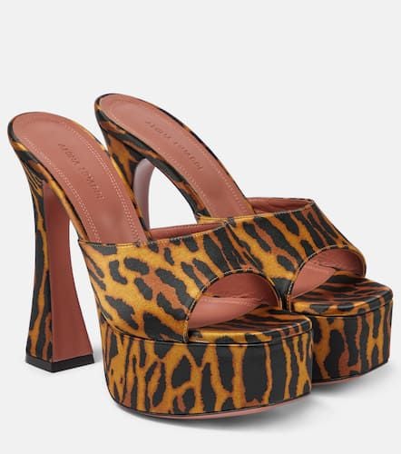 Dalida leopard-print satin platform mules - Amina Muaddi - Modalova