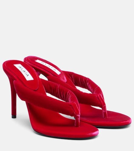 Alaia Velvet thong sandals - Alaia - Modalova