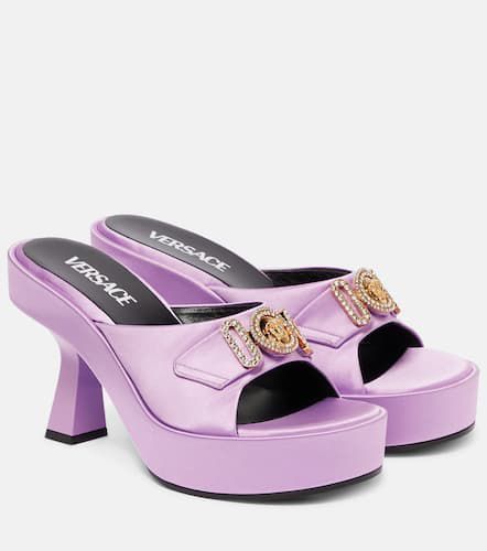 Versace Medusa Biggie satin mules - Versace - Modalova