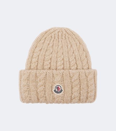 Cable-knit alpaca and wool-blend beanie - Moncler - Modalova