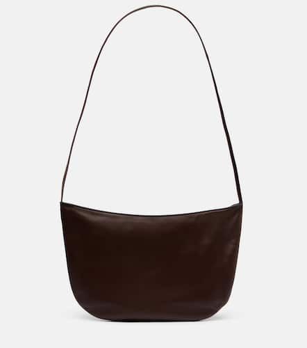 EW Izzy Medium leather shoulder bag - The Row - Modalova