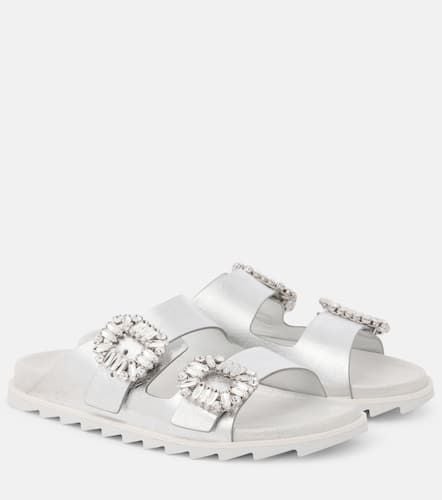 Crystal-embellished metallic leather slides - Roger Vivier - Modalova