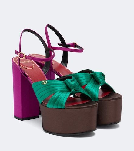 Crasher satin platform sandals - Valentino Garavani - Modalova