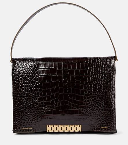 Chain Jumbo croc-effect leather pouch - Victoria Beckham - Modalova