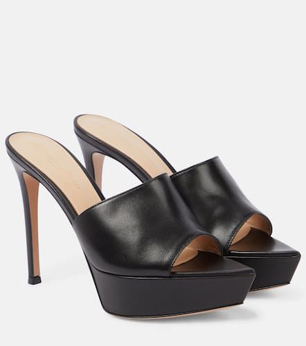 Betty point-toe leather mules - Gianvito Rossi - Modalova