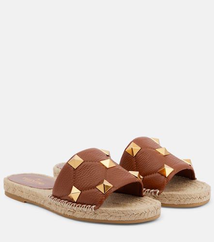 Roman Stud leather and raffia slides - Valentino Garavani - Modalova