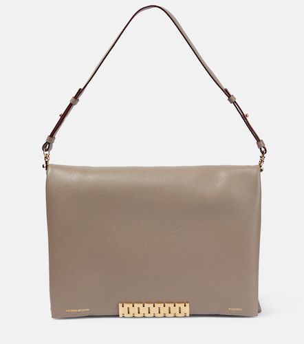 Chain leather pouch - Victoria Beckham - Modalova