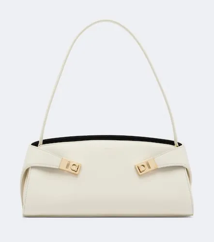 Hug Small leather shoulder bag - Ferragamo - Modalova