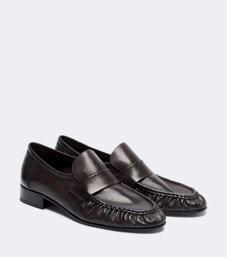 The Row Soft ruched leather loafers - The Row - Modalova