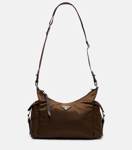 Borsa a spalla Explore in Re-Nylon Large di - Prada - Modalova