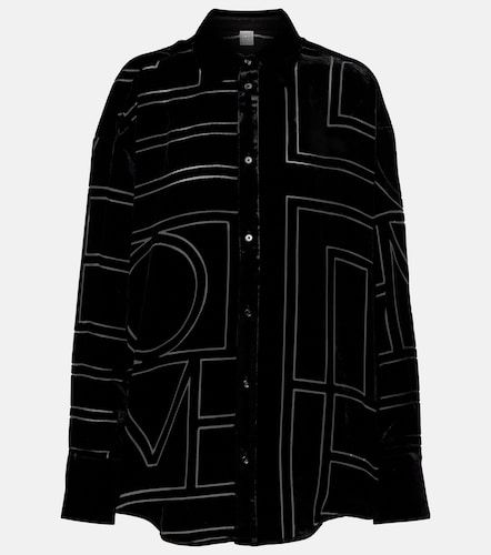 Camisa oversized de devoré de terciopelo con logo - Toteme - Modalova