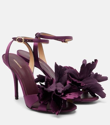 Ghilly 95 floral-applique satin sandals - Ferragamo - Modalova