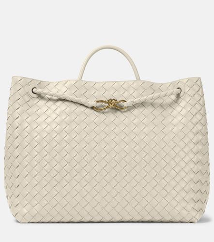 Andiamo Large Intrecciato leather tote bag - Bottega Veneta - Modalova