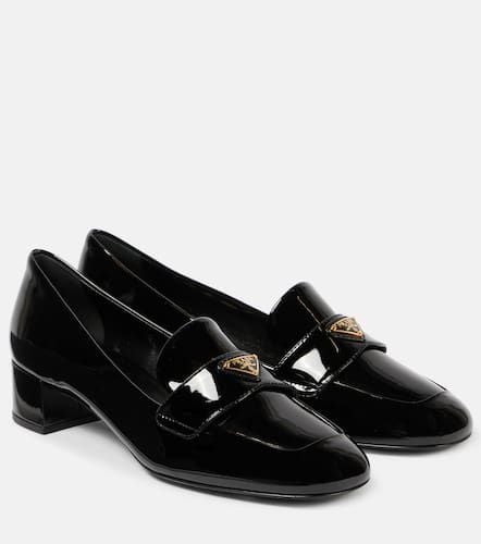 Logo patent leather loafer pumps - Prada - Modalova