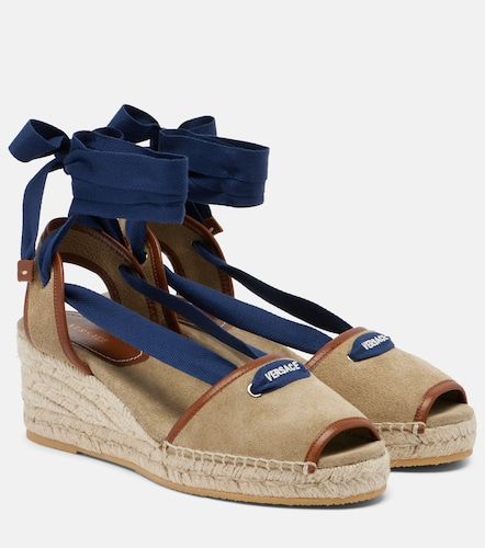 Sandali con zeppa Lola in suede - Versace - Modalova