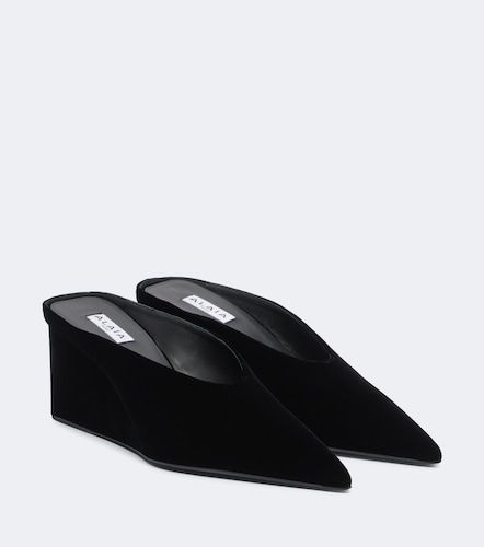 Alaia Cube 75 velvet wedge mules - Alaia - Modalova