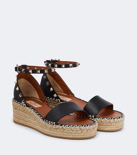 Rockstud leather espadrille wedges - Valentino Garavani - Modalova