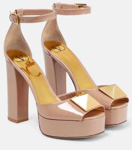 One Stud patent leather platform sandals - Valentino Garavani - Modalova