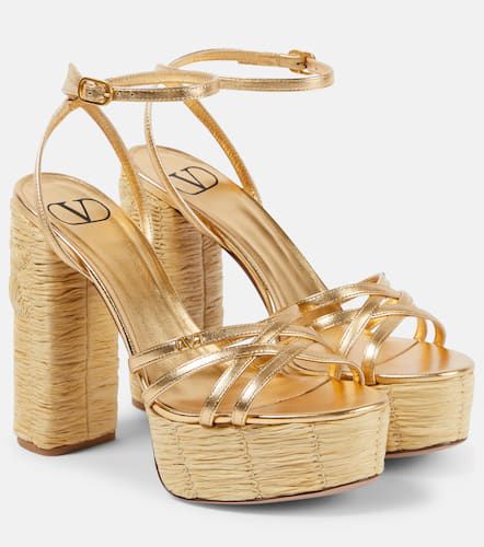 Raflower raffia-trimmed leather sandals - Valentino Garavani - Modalova