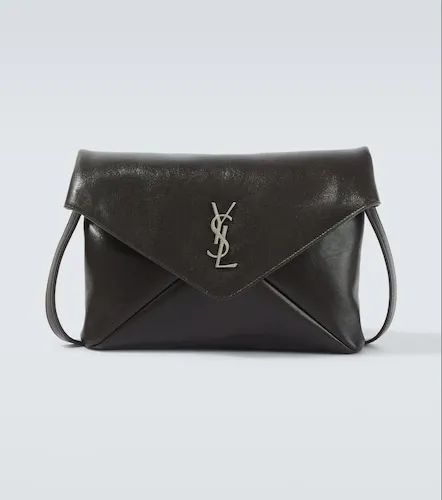 Bolso cruzado Cassandre Envelope de piel - Saint Laurent - Modalova