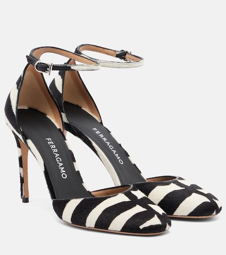 Salones de pelo de becerro estampados - Ferragamo - Modalova