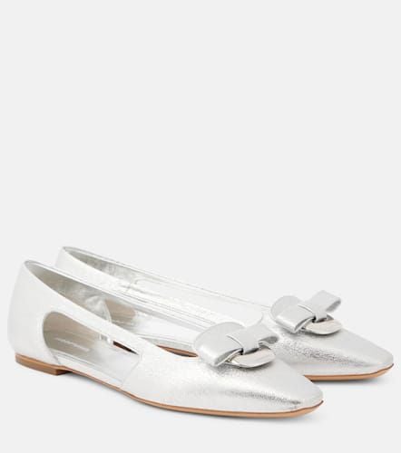 Ballerinas Terea aus Metallic-Leder - Ferragamo - Modalova