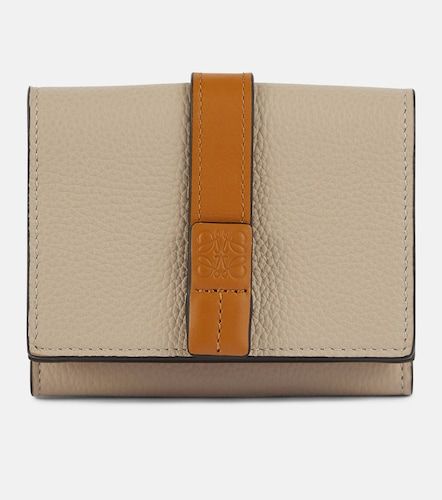 Loewe Trifold leather wallet - Loewe - Modalova