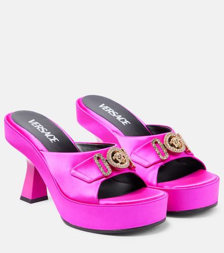 Versace Medusa Biggie satin mules - Versace - Modalova