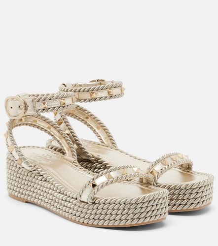 Rockstud Torchon leather espadrille sandals - Valentino Garavani - Modalova