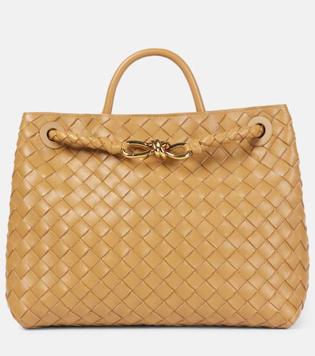 Andiamo Intrecciato Medium leather tote bag - Bottega Veneta - Modalova