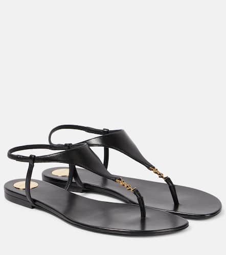 Cassandra leather thong sandals - Saint Laurent - Modalova