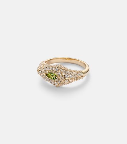 Anello Shield in 14kt con diamanti e tormalina verde - Stone and Strand - Modalova