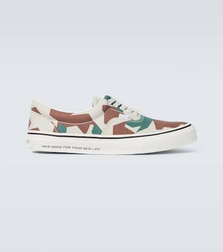 Camouflage canvas sneakers - Undercover - Modalova